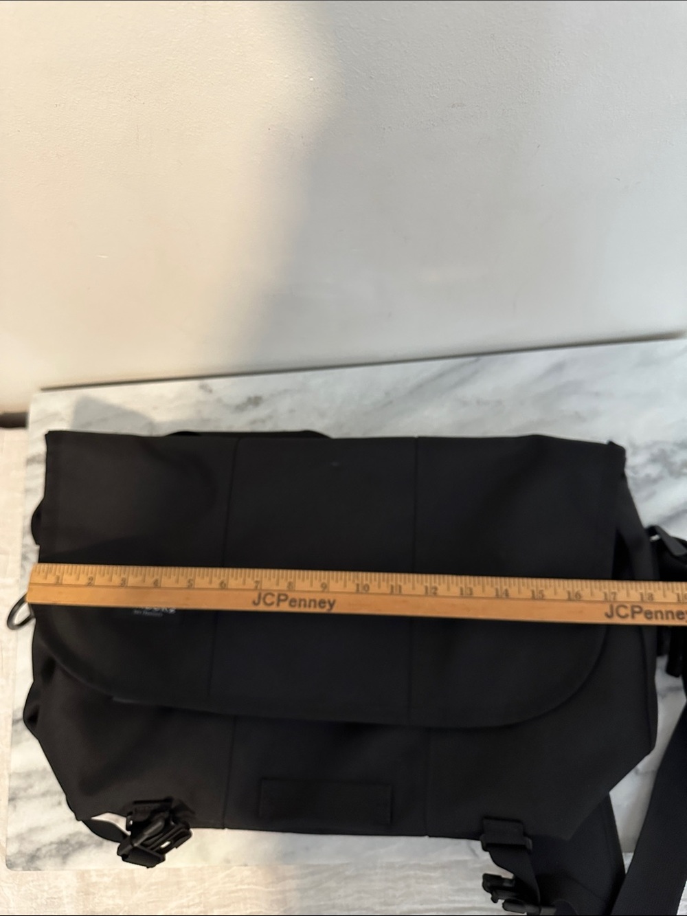 Timbuk2 Black Messenger Bag with Padded Strap - Picture 11 of 11